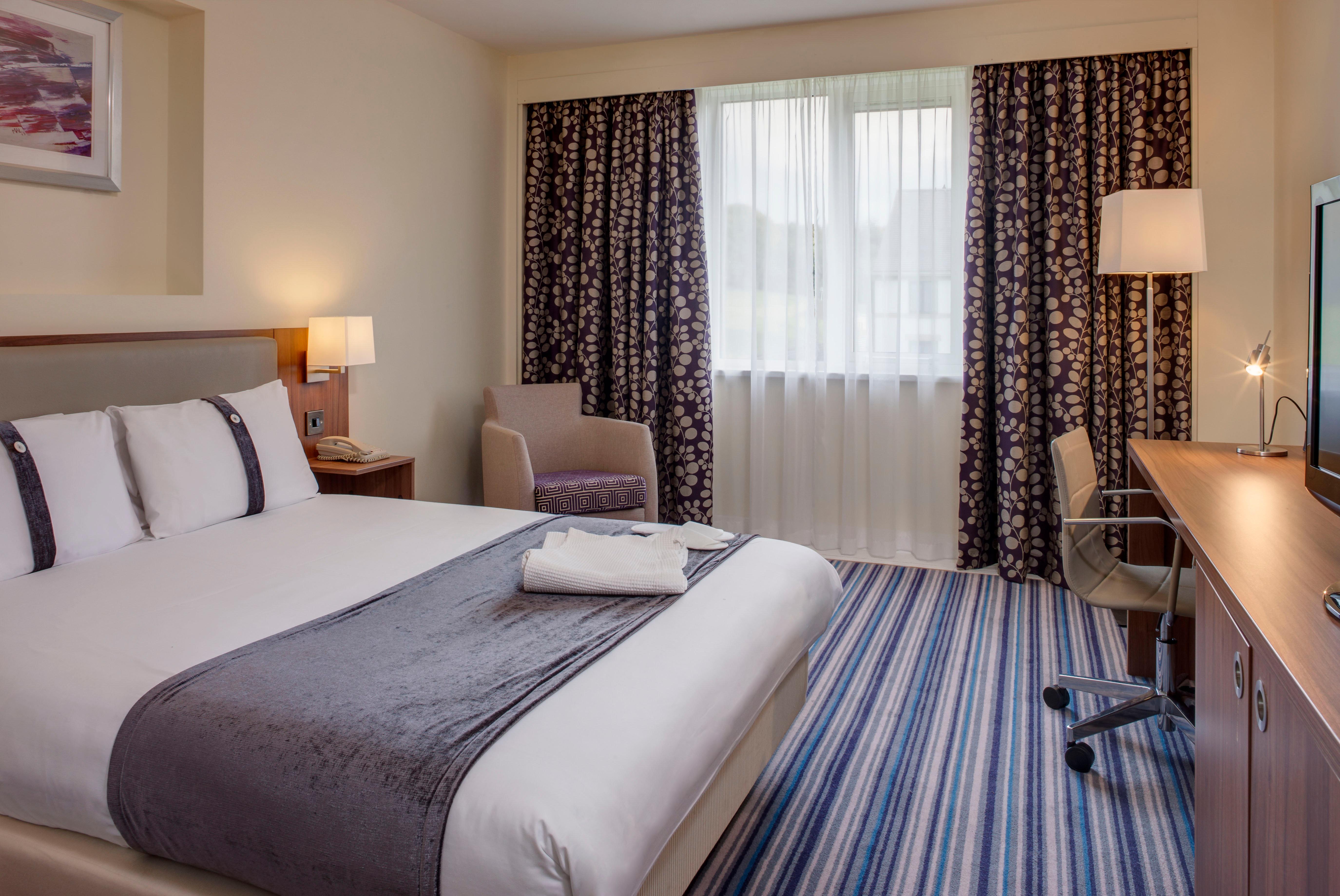 Holiday Inn Leeds Brighouse By Ihg Экстерьер фото