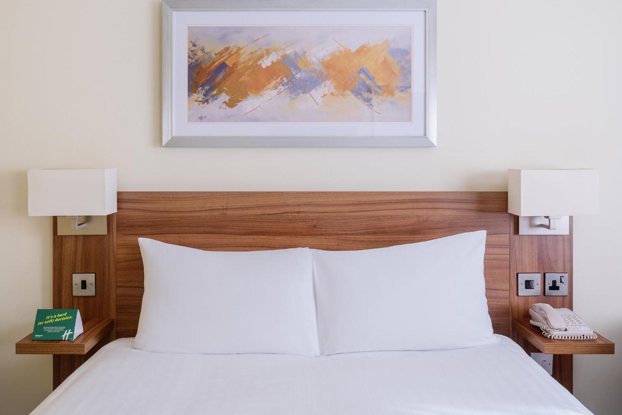Holiday Inn Leeds Brighouse By Ihg Экстерьер фото