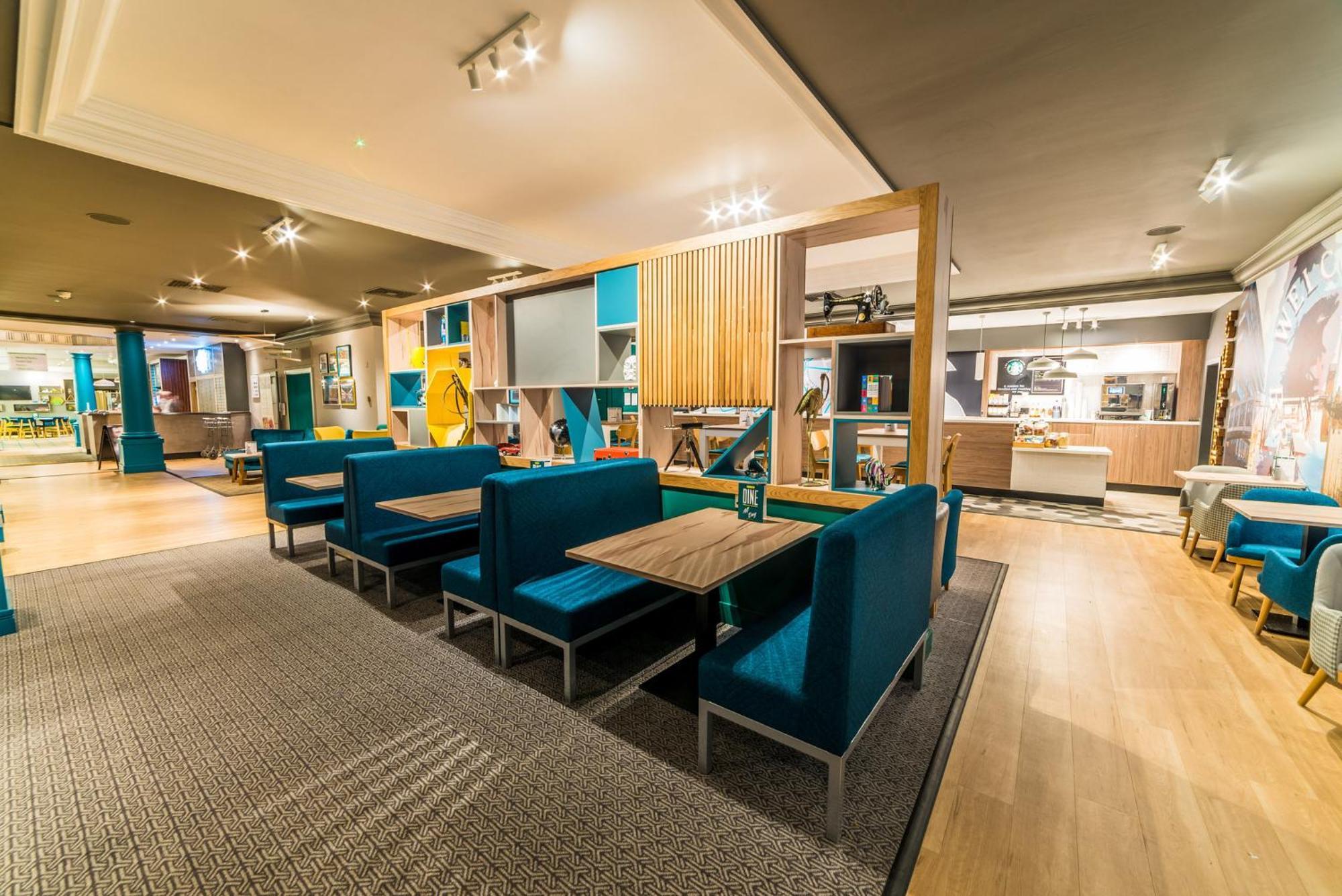 Holiday Inn Leeds Brighouse By Ihg Экстерьер фото